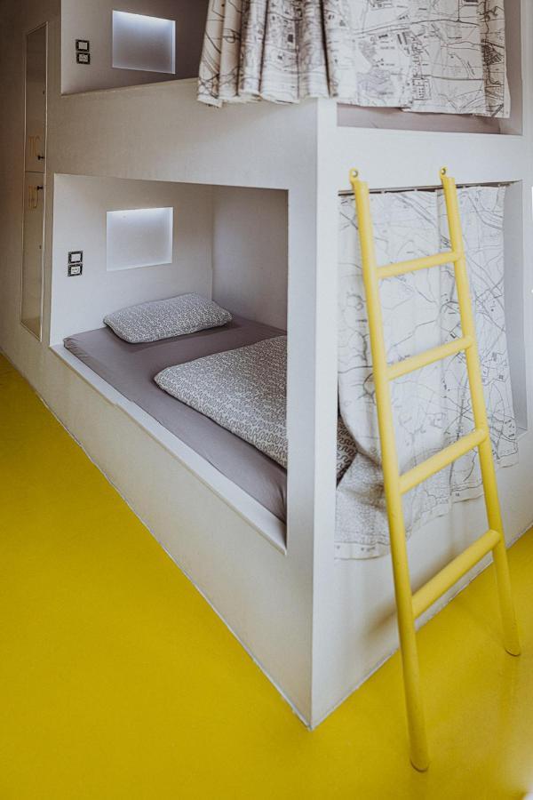 Private Rooms At Hostel63 Zagreb Eksteriør bilde