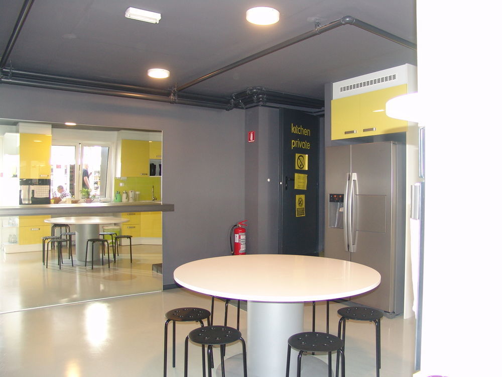 Private Rooms At Hostel63 Zagreb Eksteriør bilde